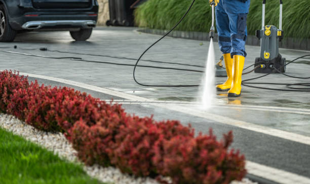 Best Deck Pressure Washing  in Lordship, CT