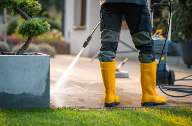 Best Residential Pressure Washing Services  in Lordship, CT